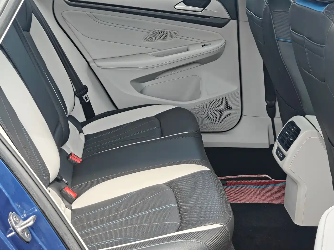 Volkswagen Lamando 2022 Lamando L 280TSI DSG Cool Edition фото 11