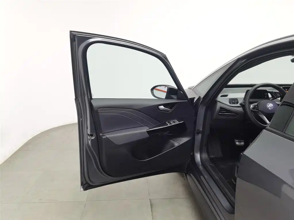 Volkswagen ID.3 2024 Outstanding Edition фото 8