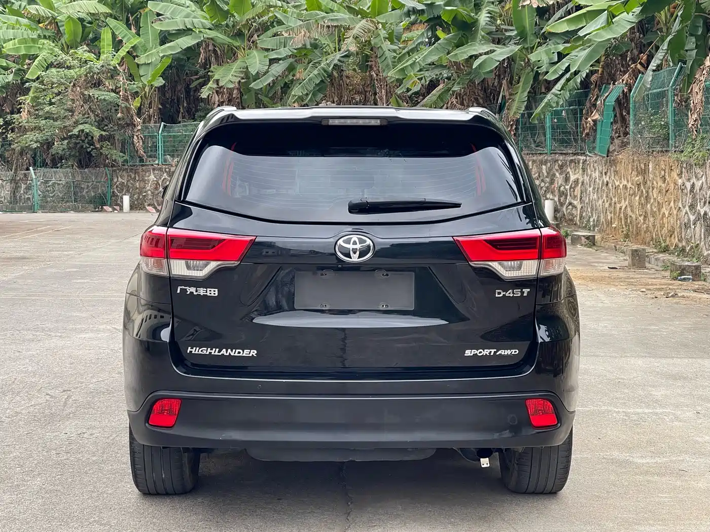 TOYOTA HIGHLANDER