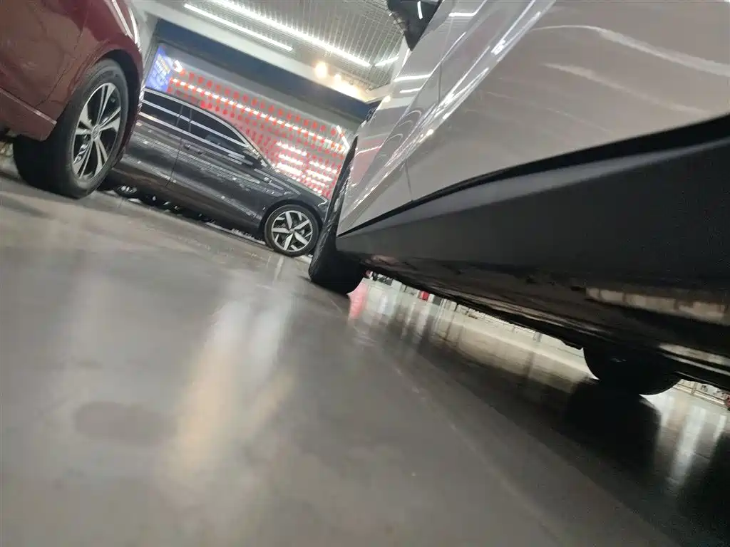 BYD Qin L 2025 DM-i Smart Drive Edition 80KM Leading фото 22
