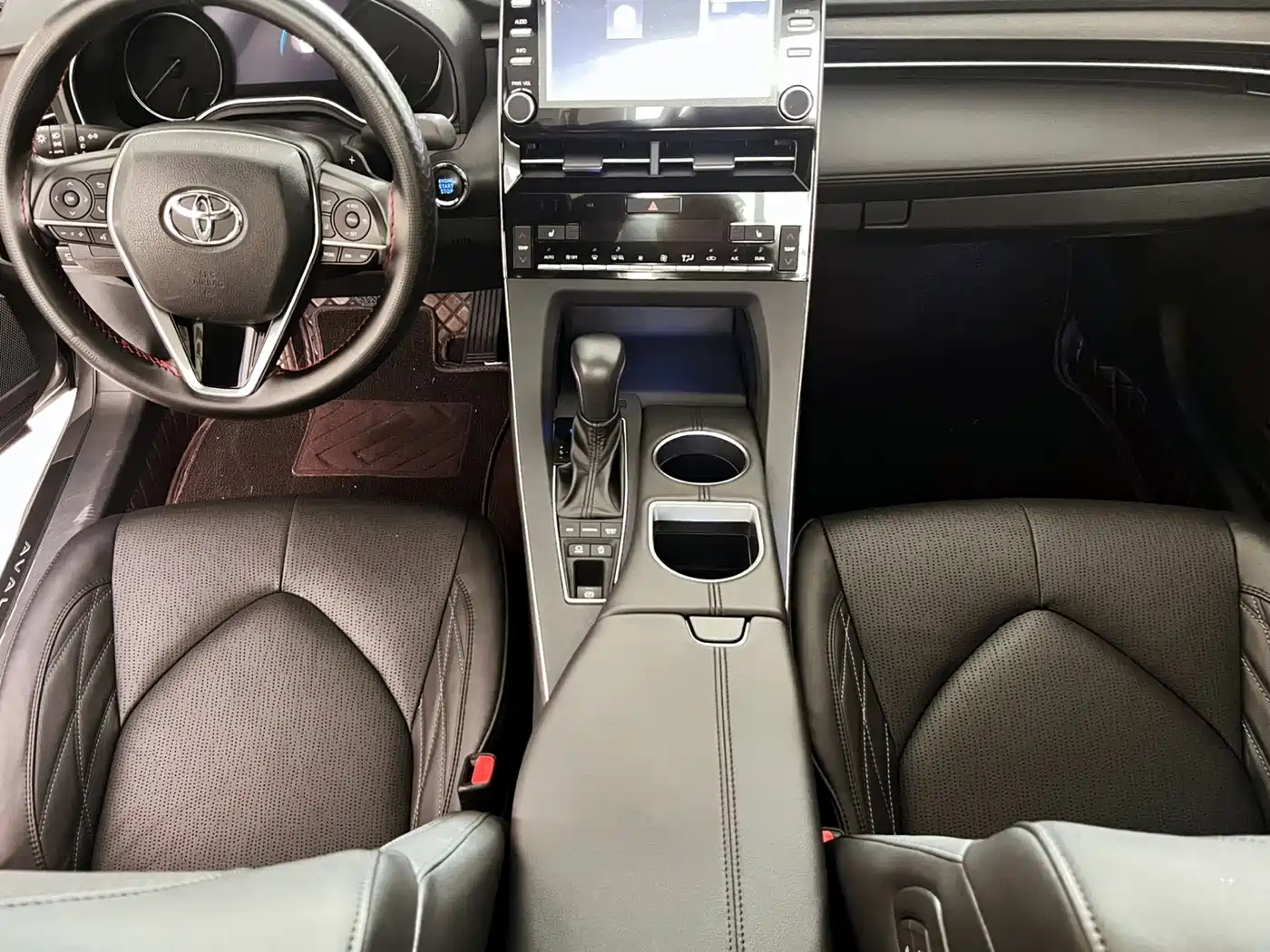 Toyota Avalon 2019 2.5L Touring Premium Edition China VI фото 3