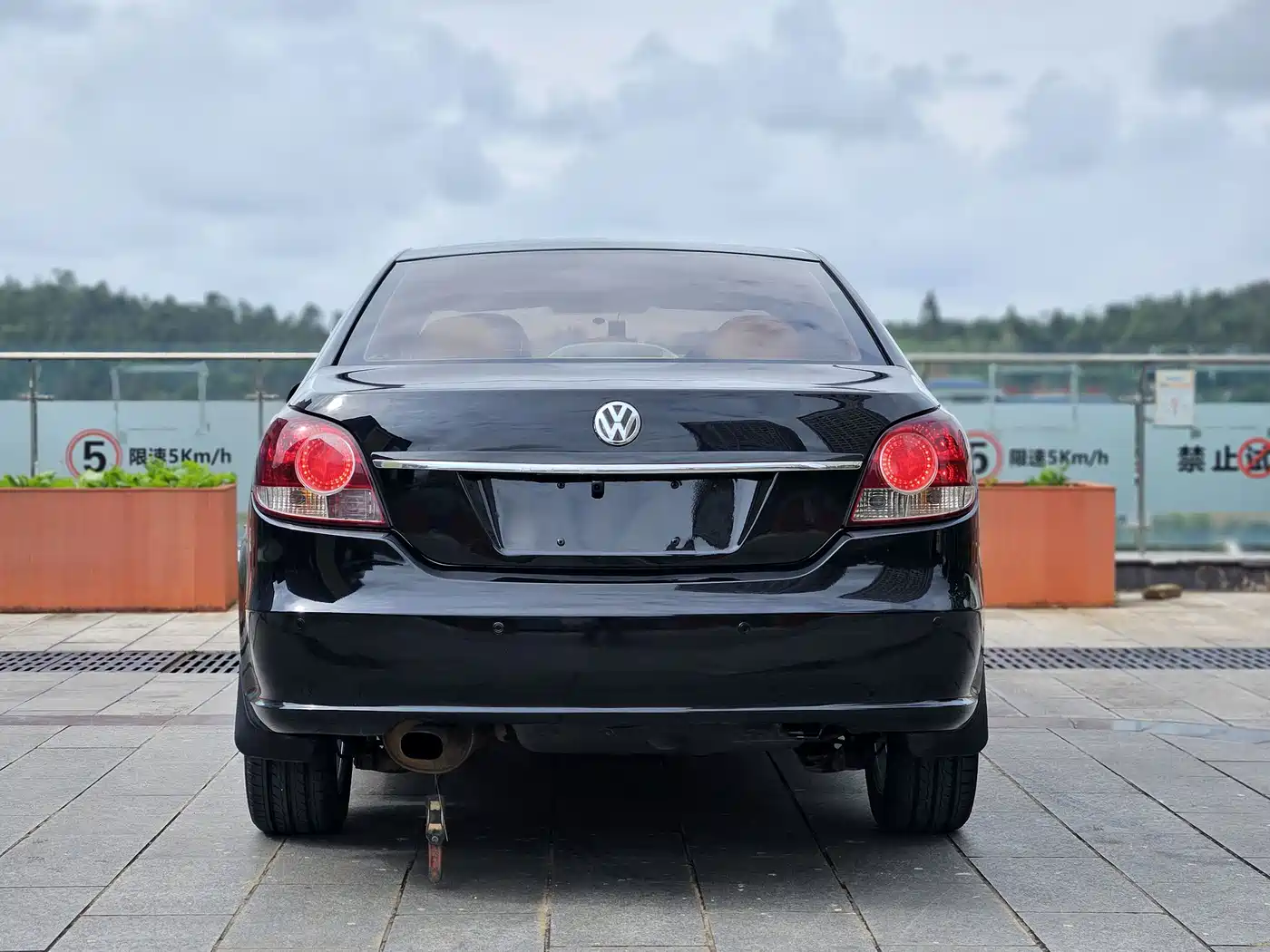 Photo 8 - Volkswagen Lavida