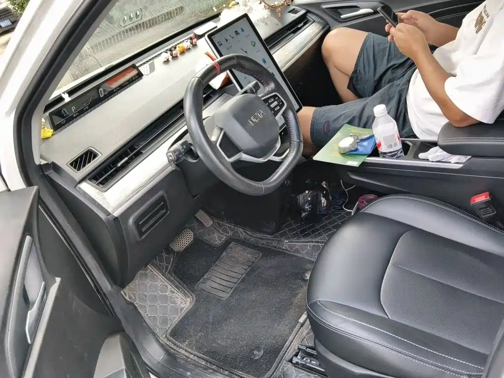 Nezha Auto Nezha V 2022 2022 Tide 300 Lite Ternary Lithium