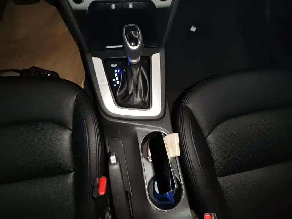 HYUNDAI LEAD