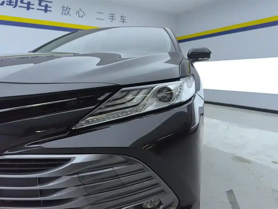 Toyota Camry 2019 Facelift 2.0G Luxury Edition фото 5