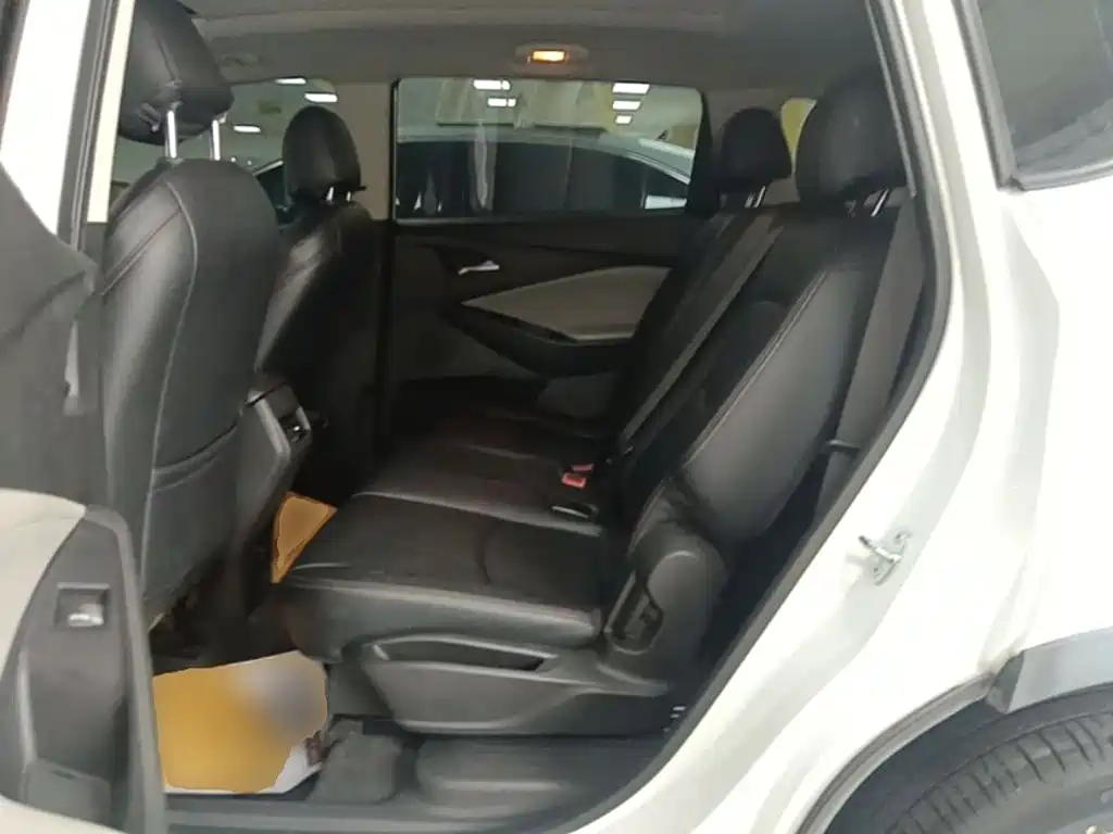Chevrolet Volando 2019 2018 530T Auto Sport Edition (5+2 seater) China V