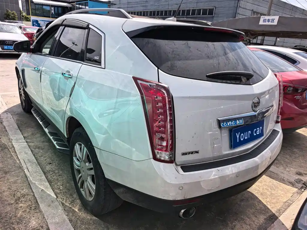 Cadillac SRX 2015 3.0L Comfort фото 4
