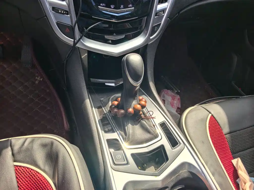 Cadillac SRX 2015 3.0L Comfort фото 13