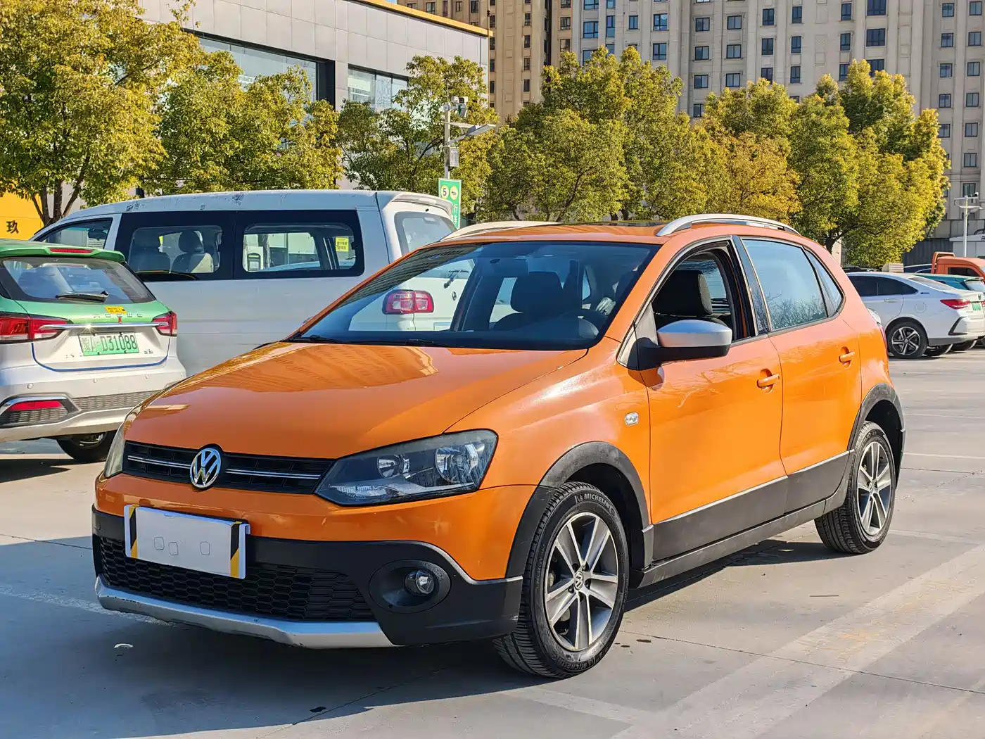 Volkswagen Polo 2014 1.6L Cross Polo Automatic