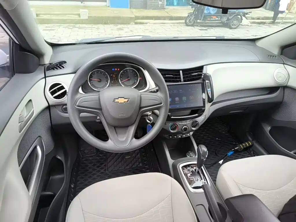 Chevrolet Sail 2017 2015 Sail 3 1.3L AMT Ideal Edition