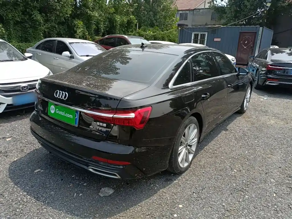 Photo 7 - Audi A6L