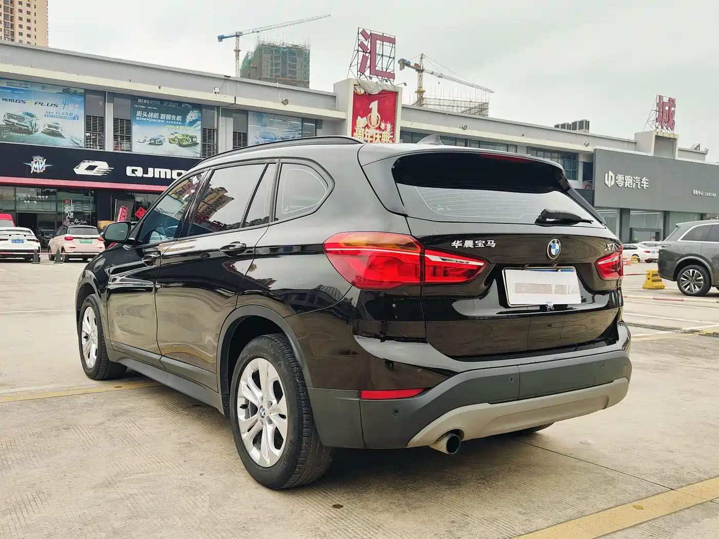 BMW X1 2016 sDrive18Li Premium Model фото 7