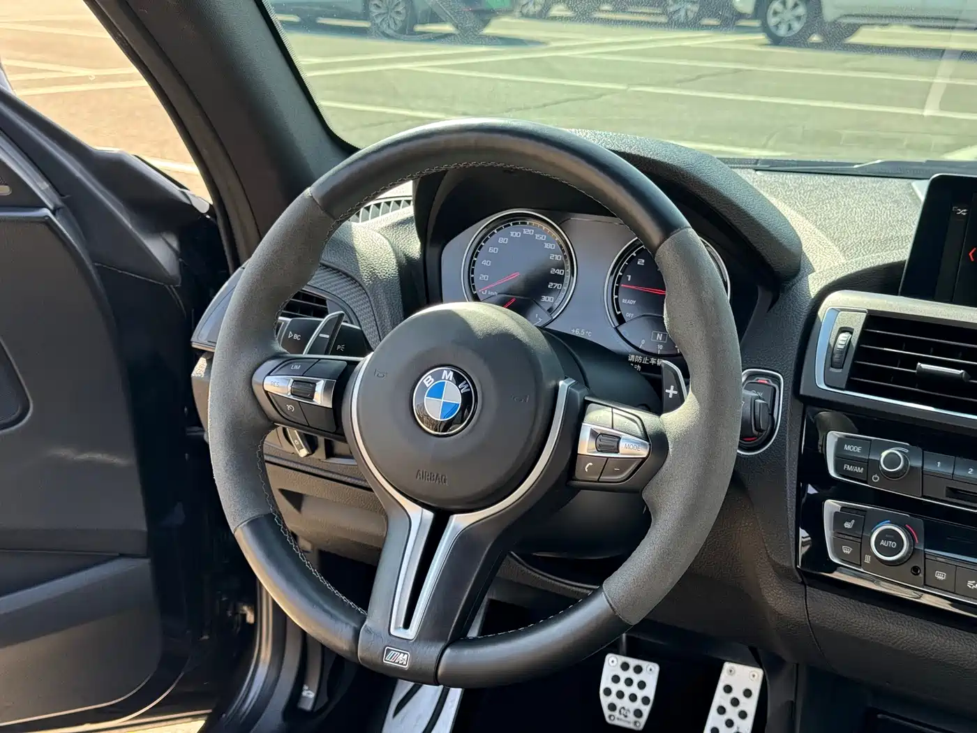 BMW M2 2016 M2 фото 17
