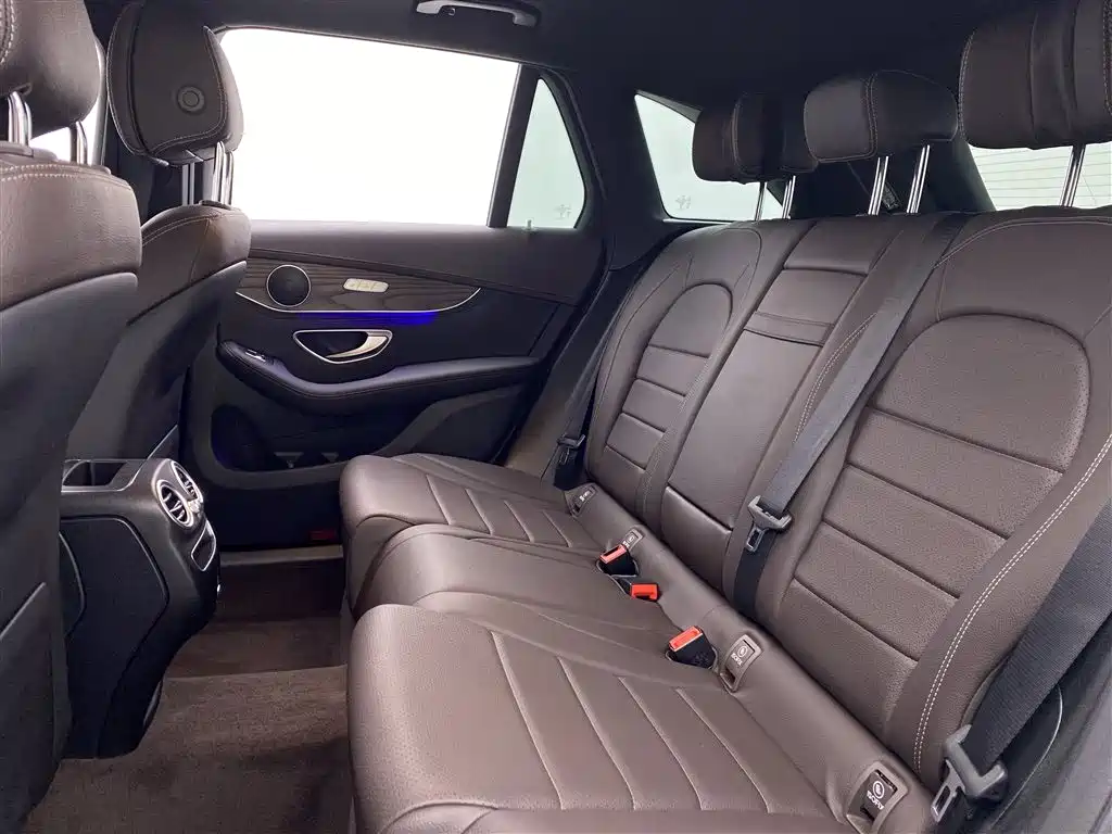 Mercedes-Benz GLC 2020 Facelift GLC 260 L 4MATIC Luxury фото 8
