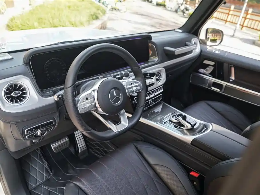 Mercedes-Benz G-Class 2023 G 500 фото 13