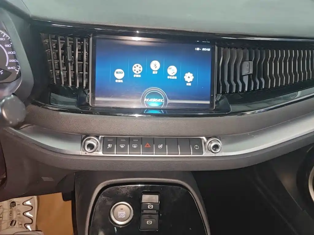 Фото 13 - Haval H2s