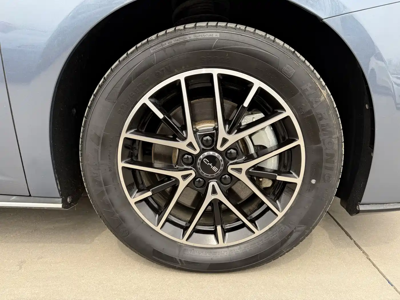 BYD Seal 2024 Glory Edition DM-i 1.5L 121km Elite фото 14