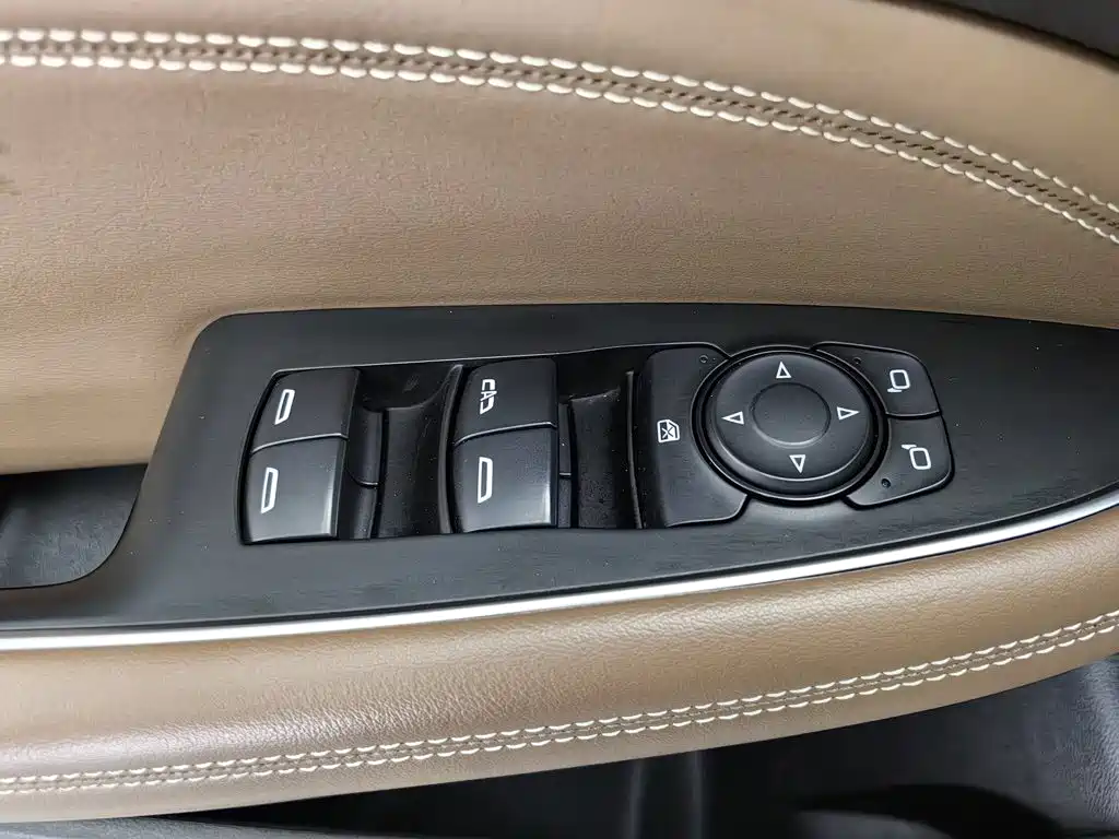 Фото 9 - Buick Regal