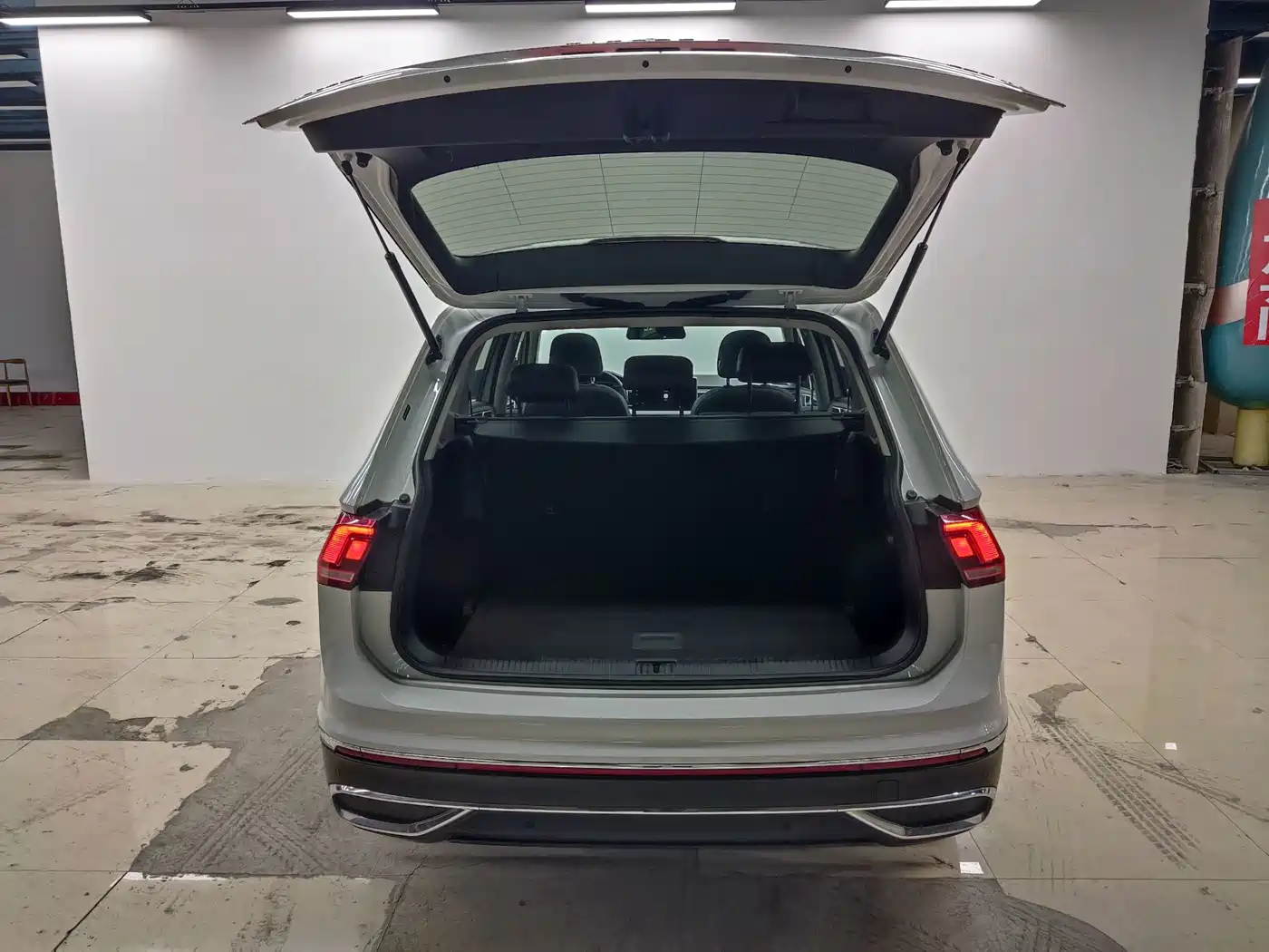 Volkswagen Tiguan L 2023 280TSI 2WD Trend Limited Edition фото 8