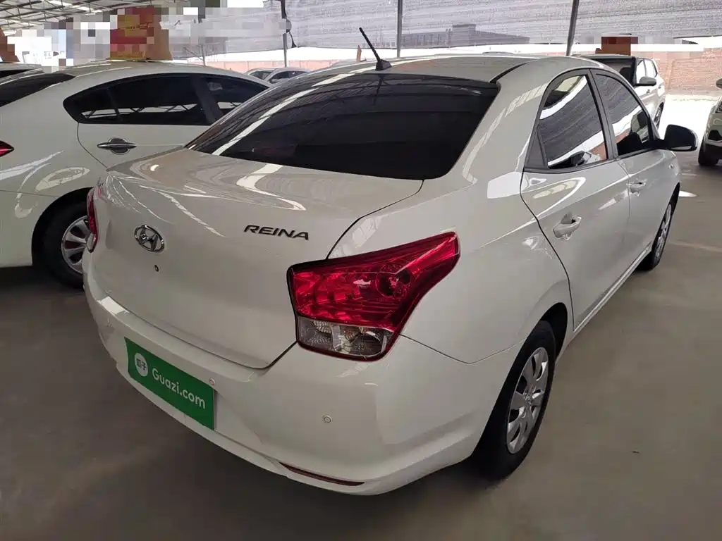 Hyundai Verna 2020 1.4L Manual GL Renewal Edition фото 7