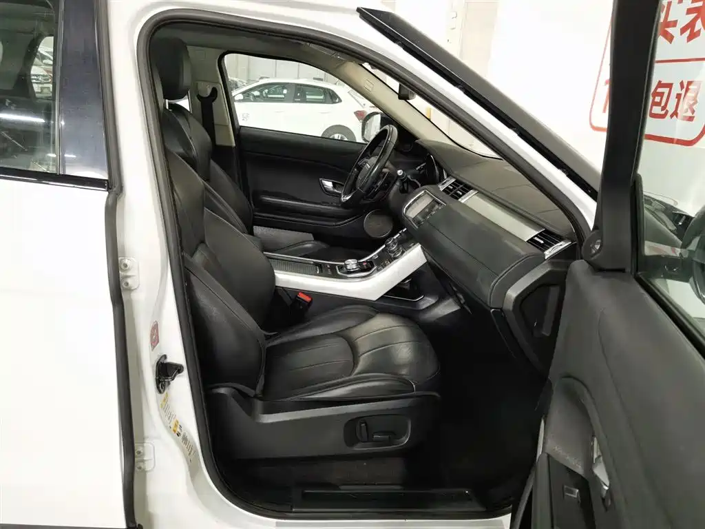 Land Rover Range Rover Evoque 2017 2.0T PURE Style Edition фото 23