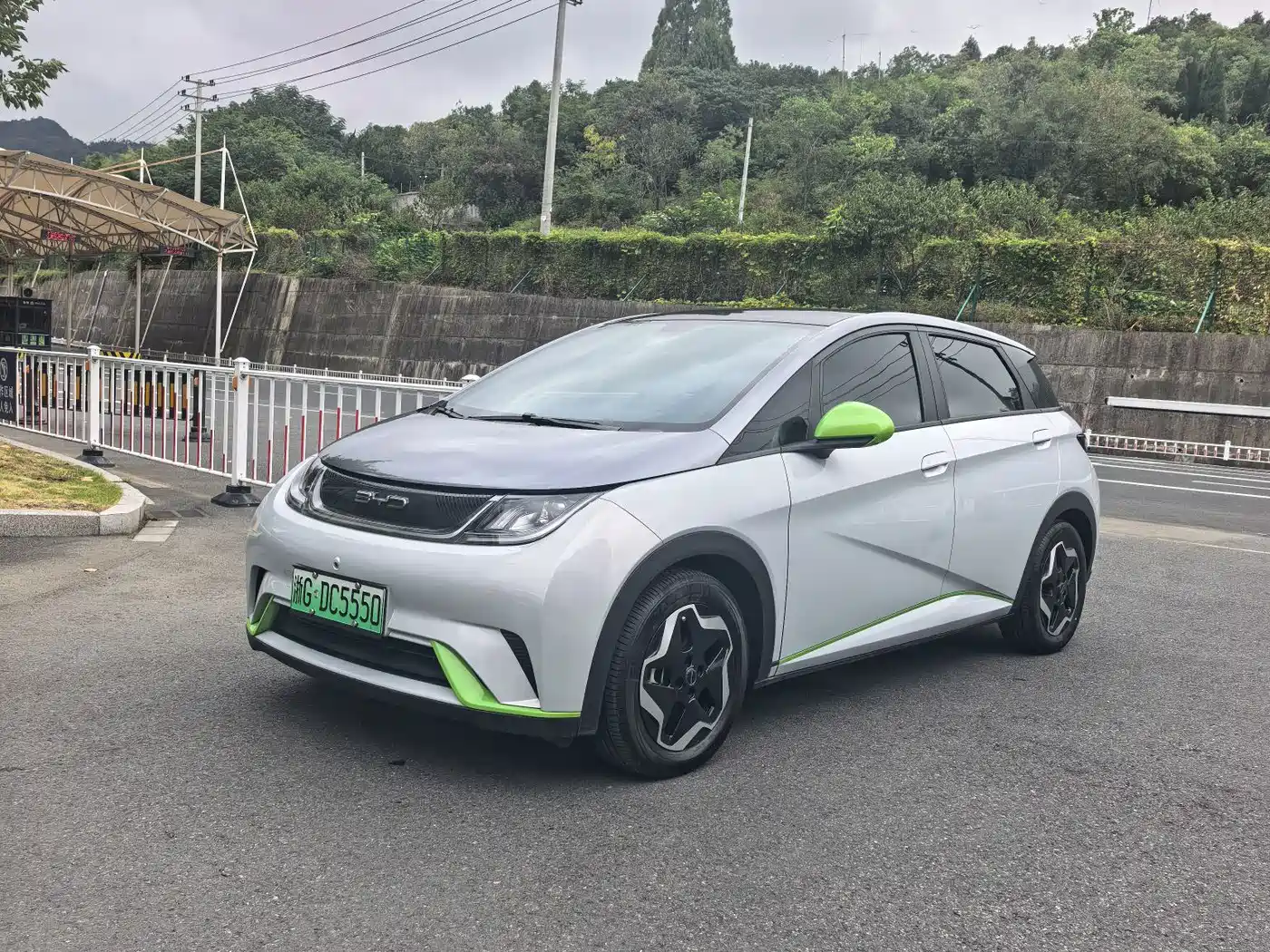 BYD Dolphin 2021 2021 Model 405km Fashion Edition
