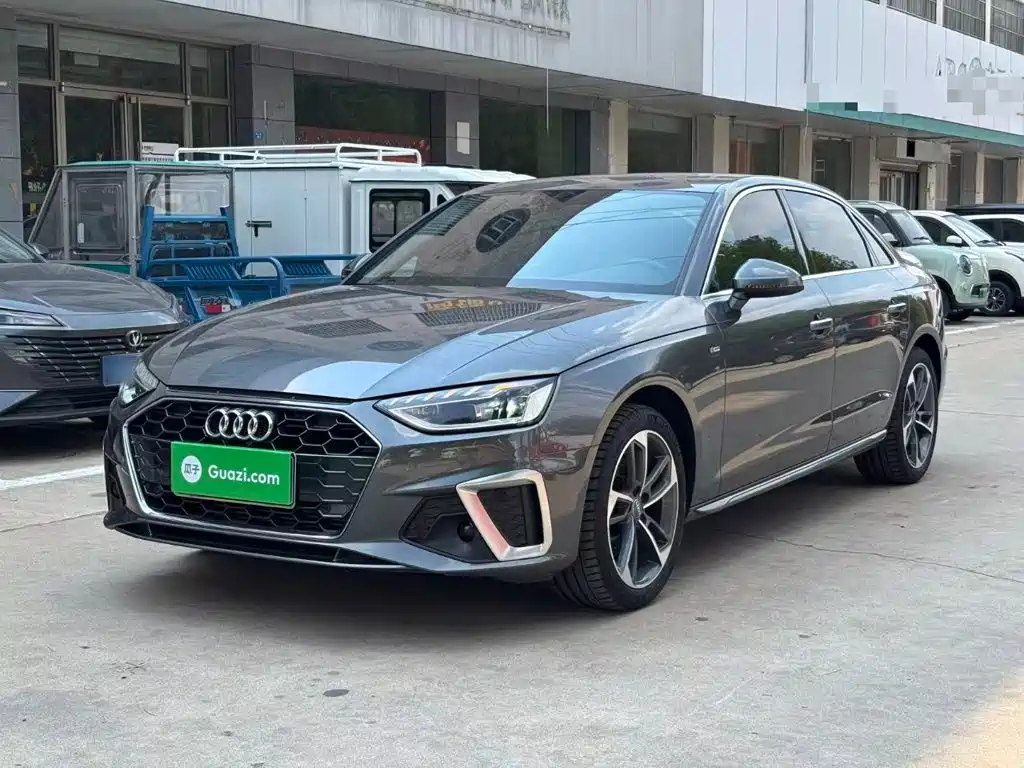 Audi A4L 2020 40 TFSI Fashion Dynamic Edition