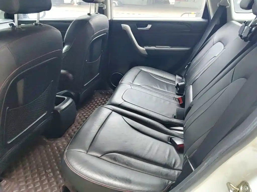 Фото 17 - Haval H6