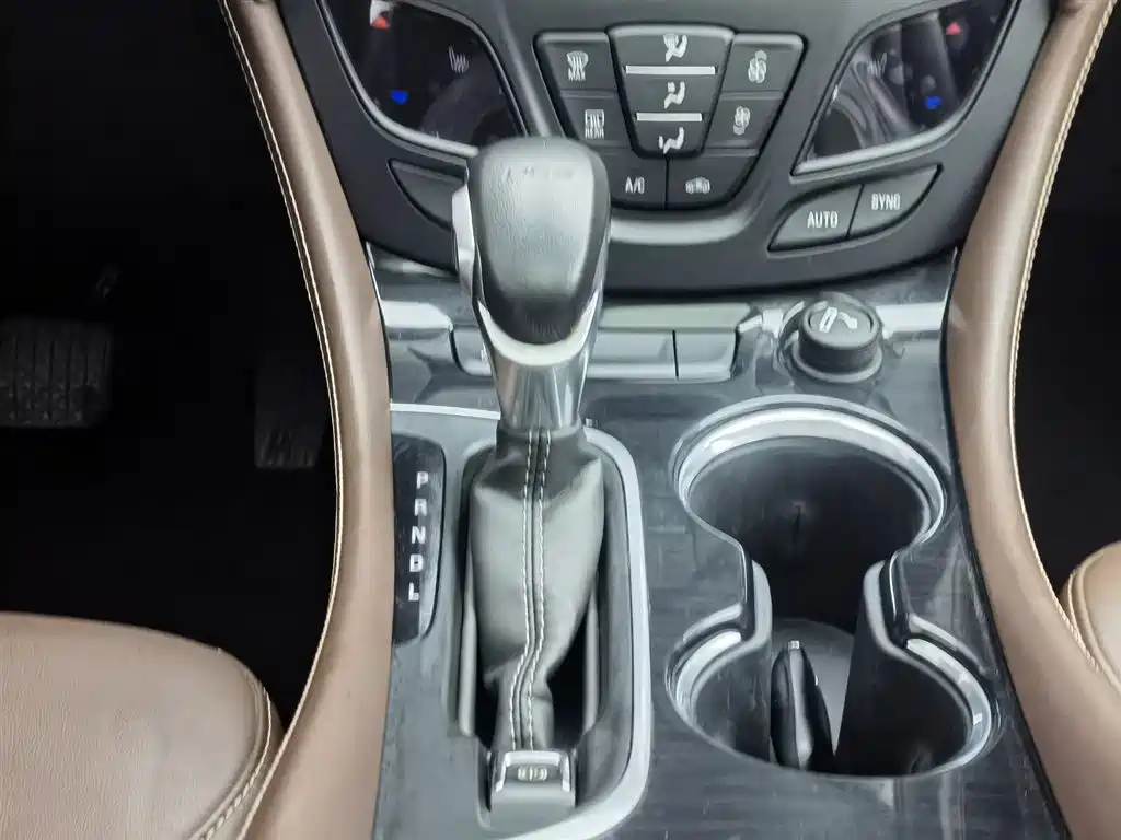 Buick Envision Plus 2021 532T FWD Elite Trim фото 13
