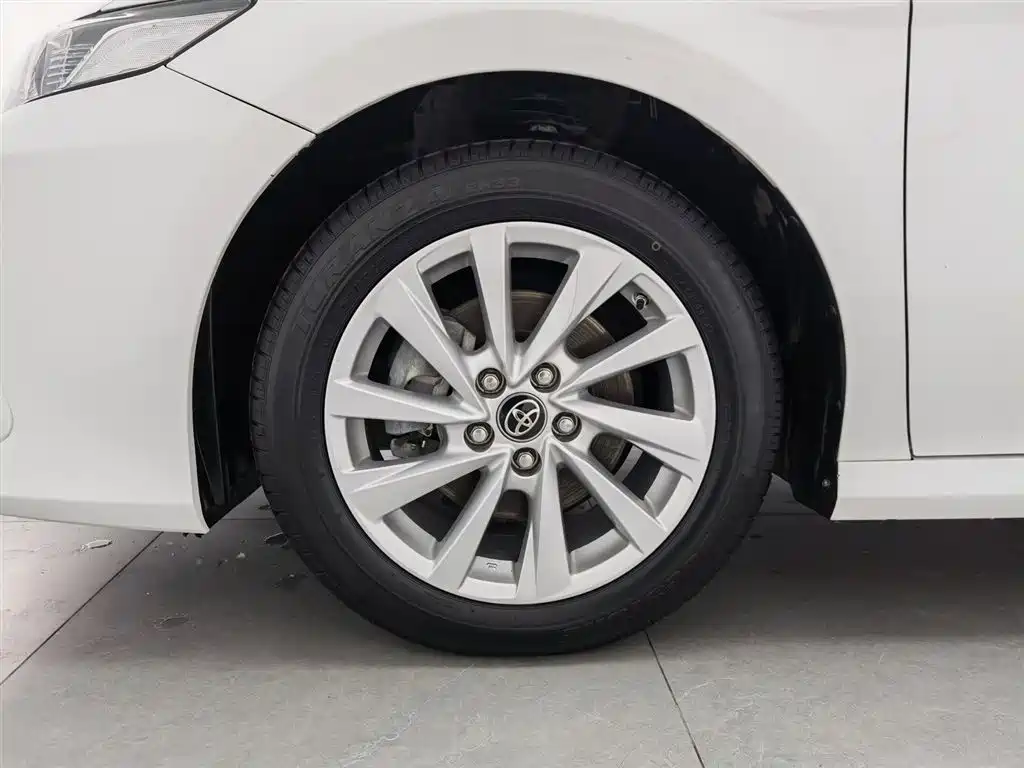 Toyota Camry 2022 2.0GVP Leading Edition фото 17
