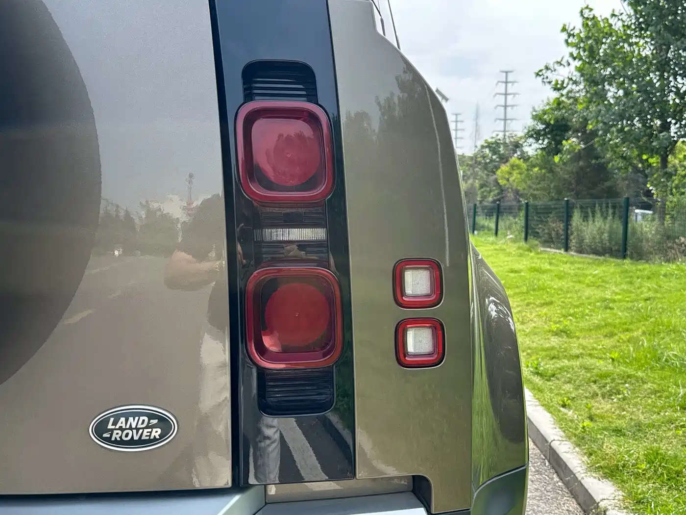 Land Rover Defender 2021 2020 Model 110 P400 HSE