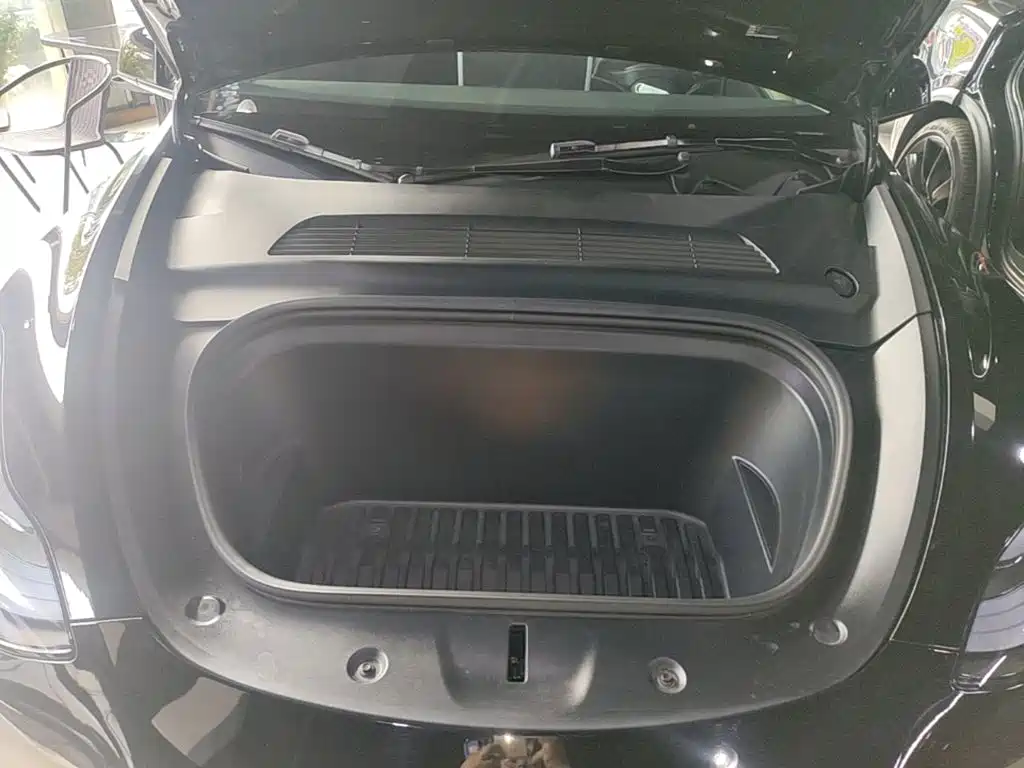 Фото 20 - Tesla Model Y