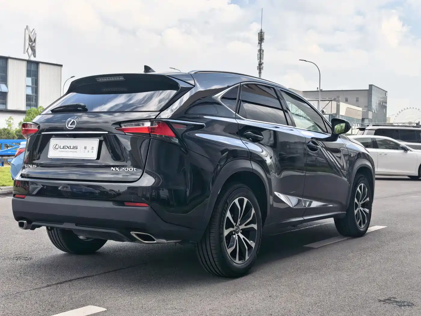 Photo 11 - Lexus NX