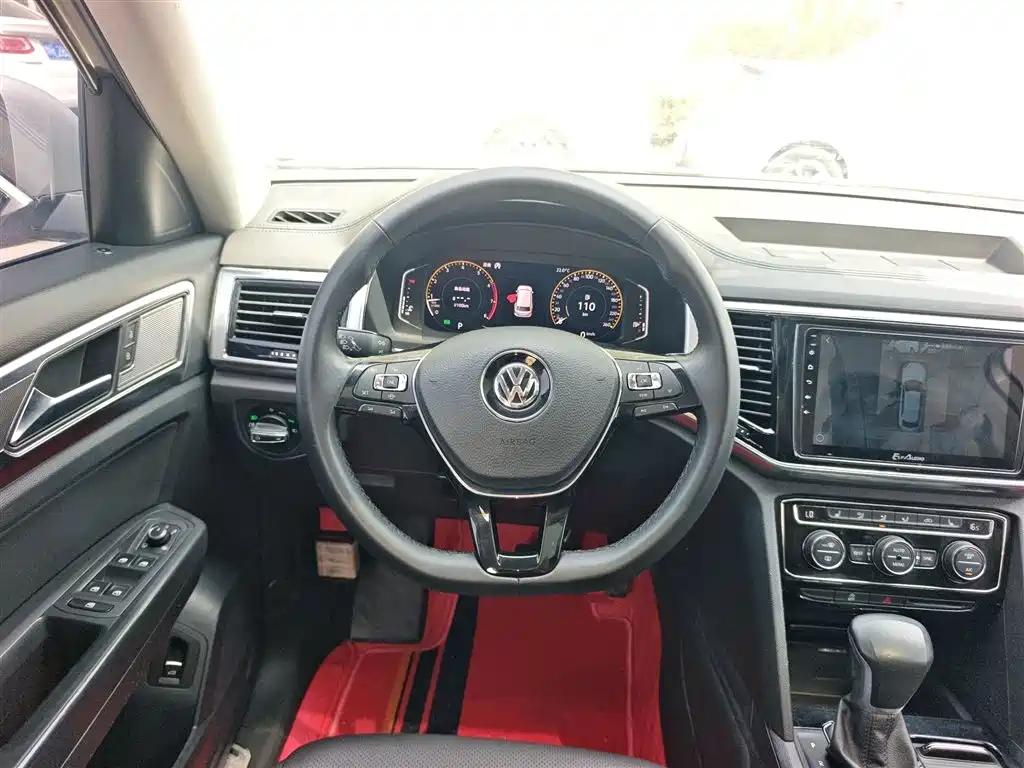 Volkswagen Teramont 2020 Facelift 330TSI 2WD Luxury фото 11