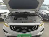 Фото 20 - Geely Atlas