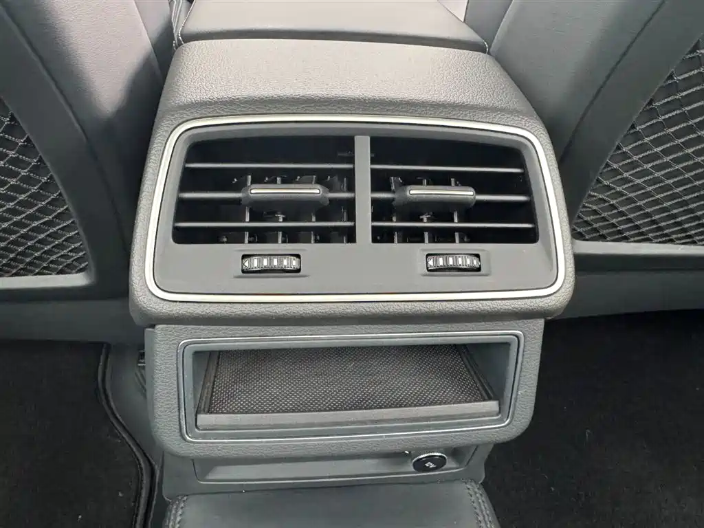 Audi A6L 2025 Model Year Facelift 40 TFSI Luxury Sport фото 14