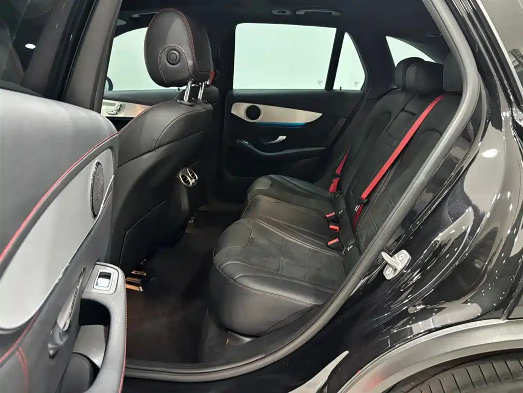 Mercedes-Benz GLC AMG 2017 AMG GLC 43 4MATIC фото 9