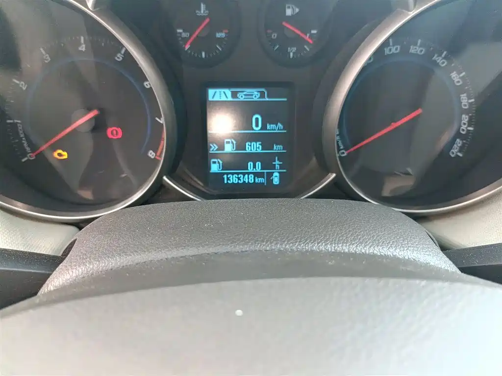 Chevrolet Cruze 2015 1.5L Classic SE MT фото 5