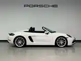 Photo 8 - Porsche 718