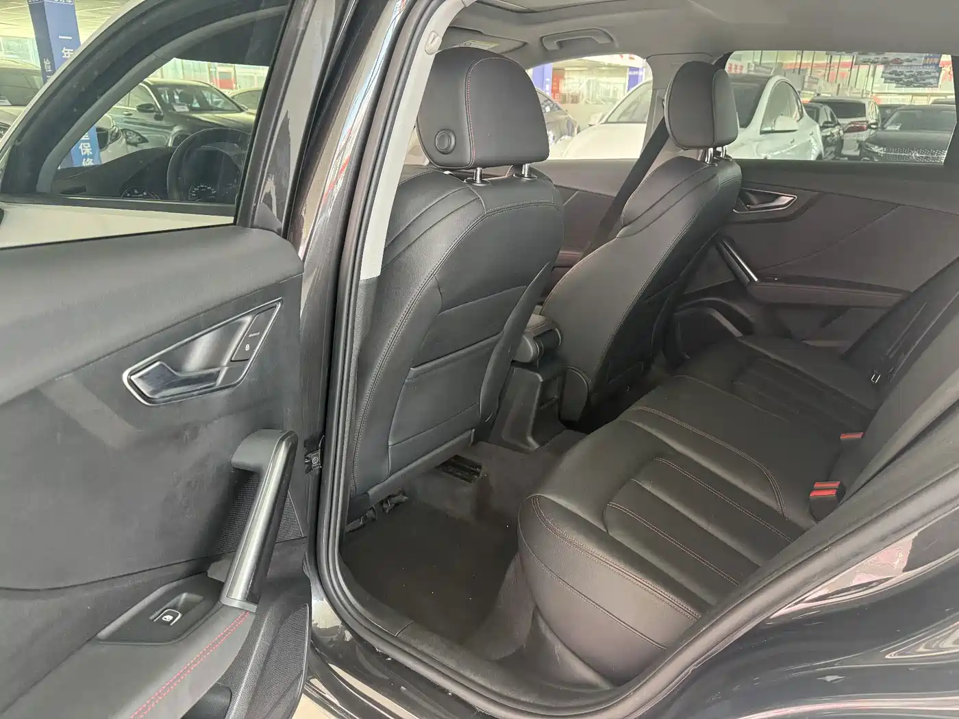 Фото 11 - Audi Q2L