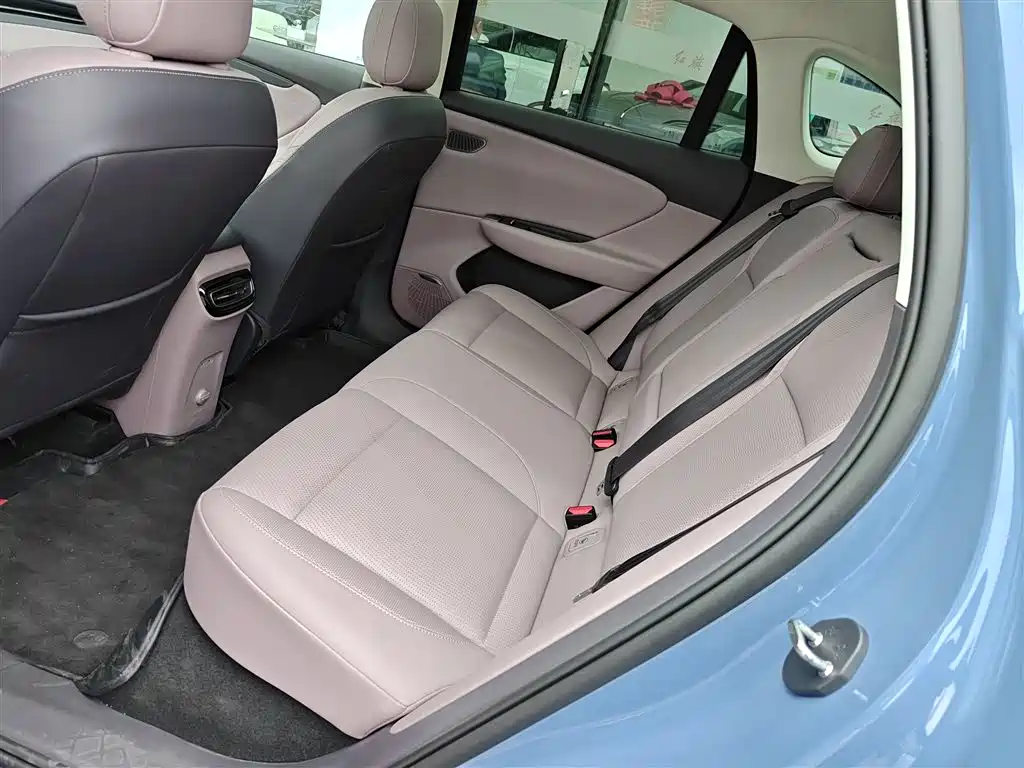 Hongqi Tiangong 06 2025 660 AWD Smart Selection фото 17