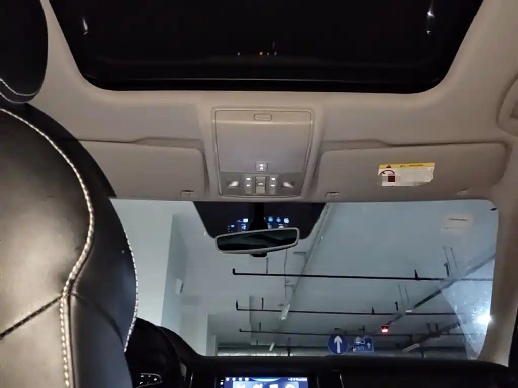 Škoda Kodiaq 2017 TSI330 5-seater 2WD Luxury Edition фото 9