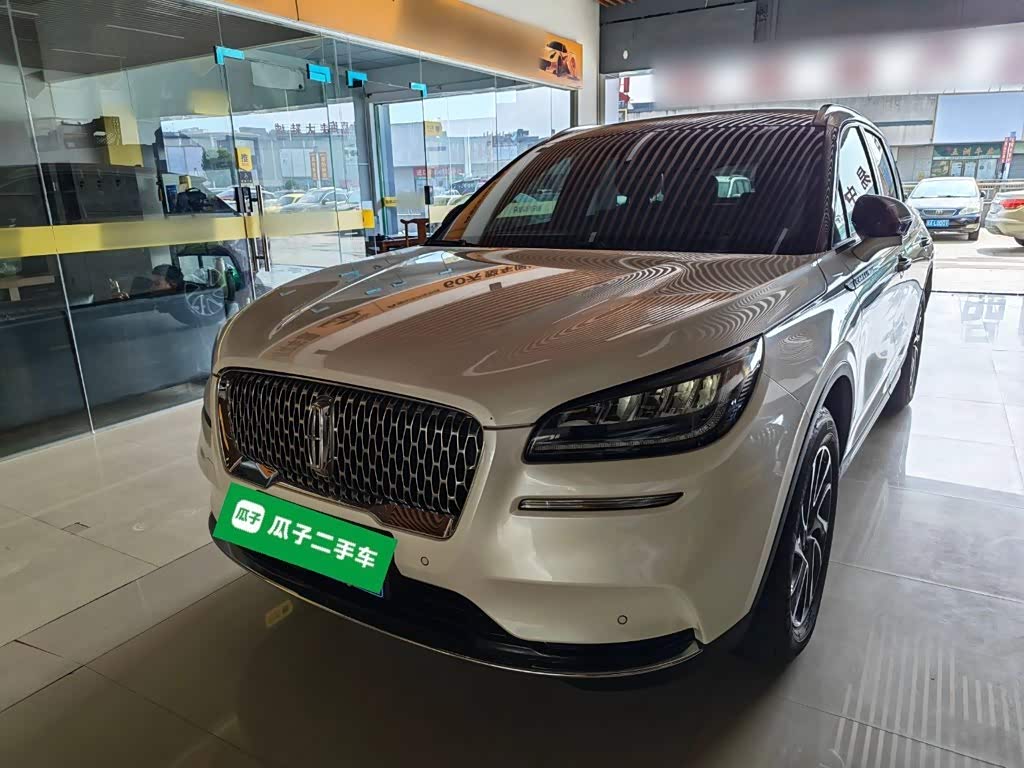 Lincoln Adventurer