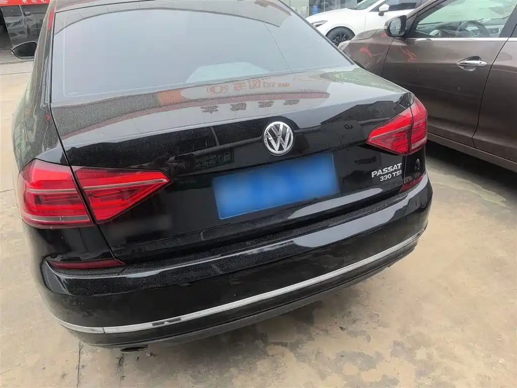 Volkswagen Passat 2017 330TSI DSG Prestige фото 6