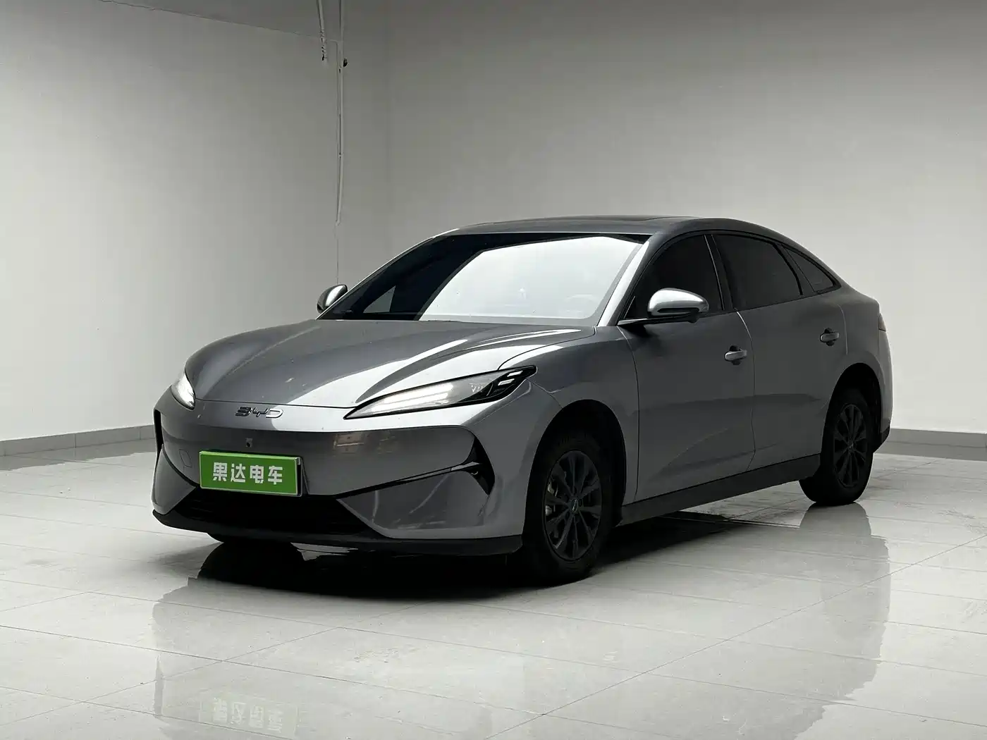 BYD e7 2025 2025 Model 520 Smart Edition
