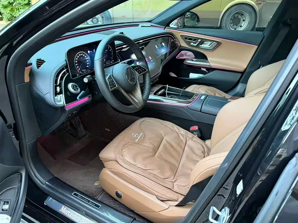 Mercedes-Benz E-Class 2025 E 300 L Luxury фото 4