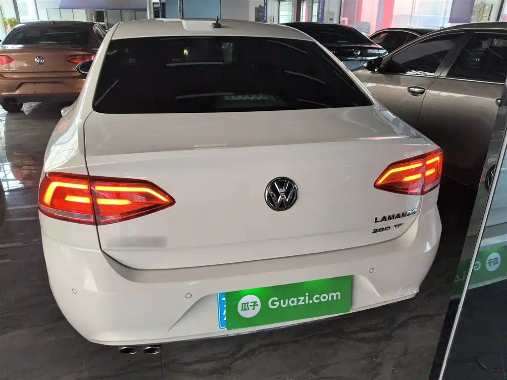 Volkswagen Lamando 2015 280TSI DSG Comfort фото 6