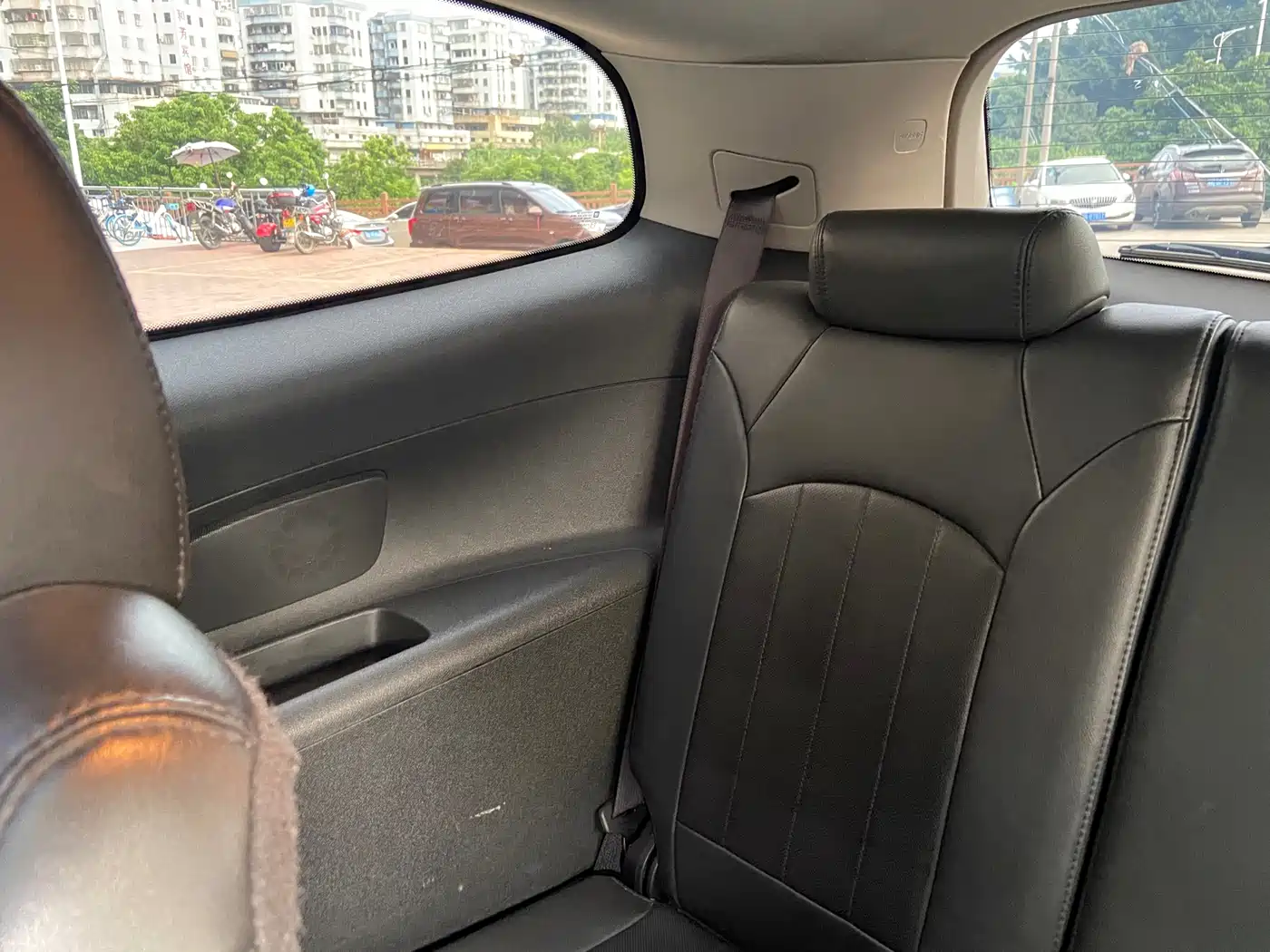 Buick Enclave 2010 3.6L Flagship Edition фото 21