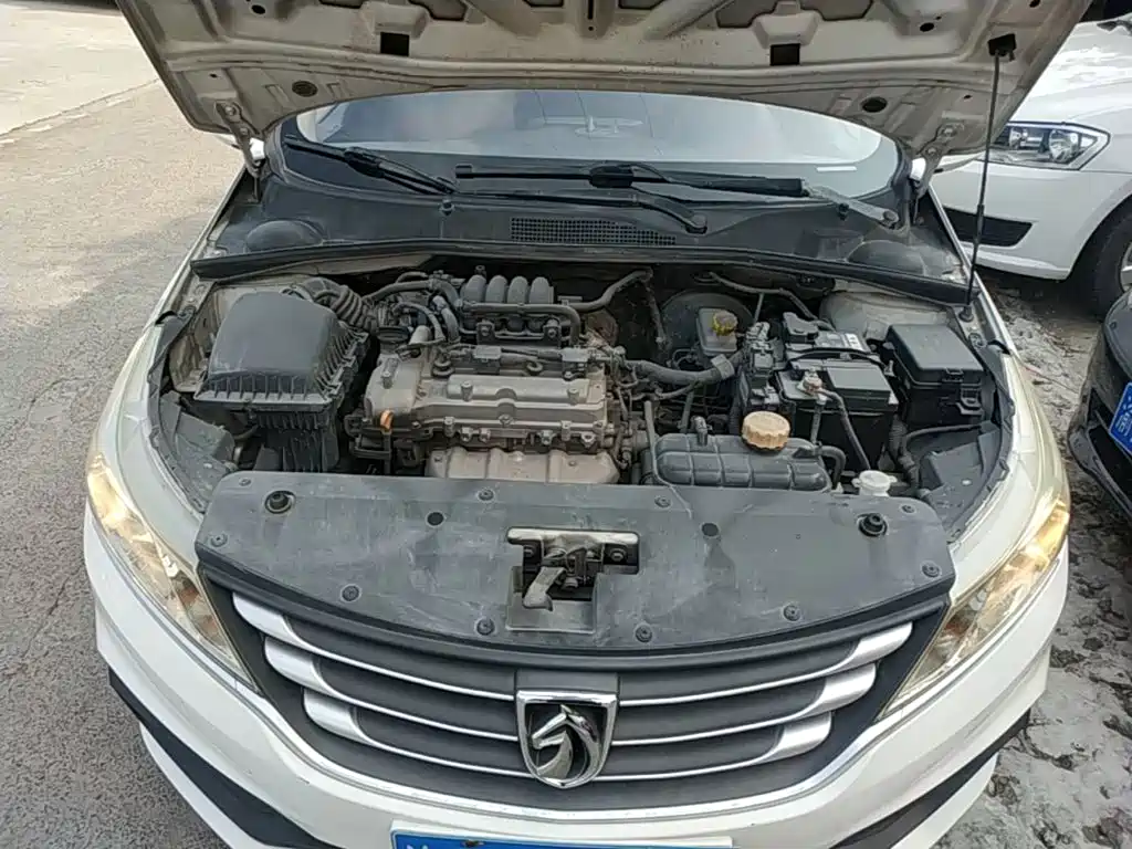 Baojun 310 2016 2016 1.2L Manual Comfort Model