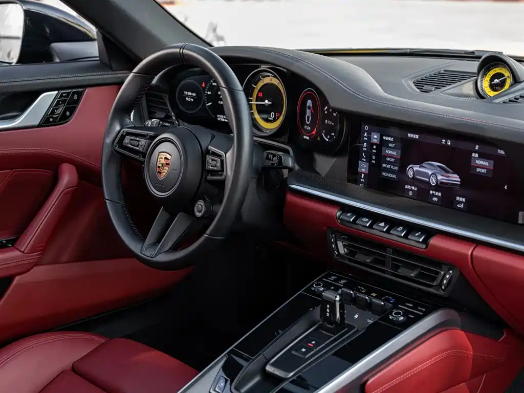 Porsche 911 2022 Carrera 4S 3.0T фото 10